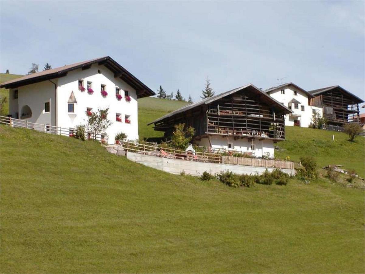 Agriturismo Apartments Tuene Urtijëi Dış mekan fotoğraf