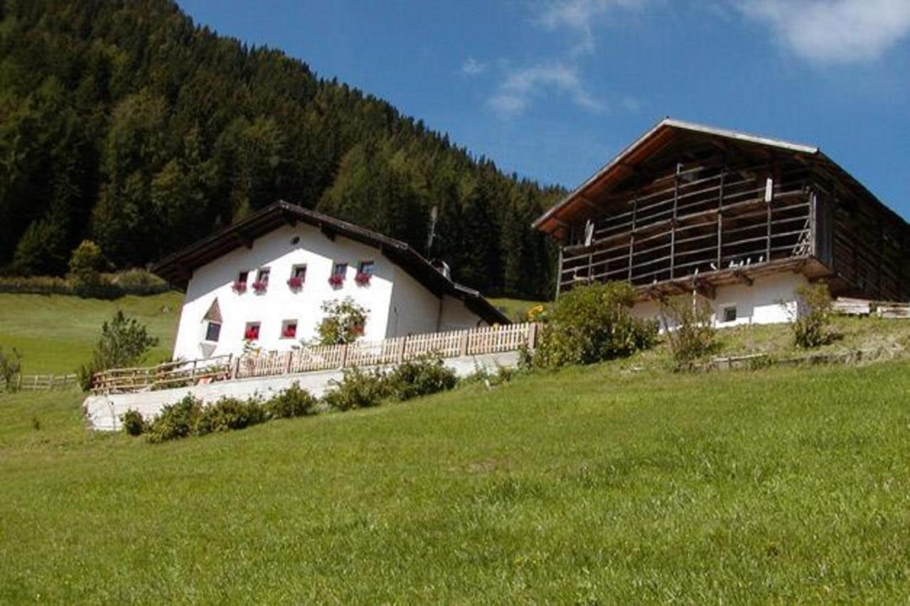 Agriturismo Apartments Tuene Urtijëi Dış mekan fotoğraf