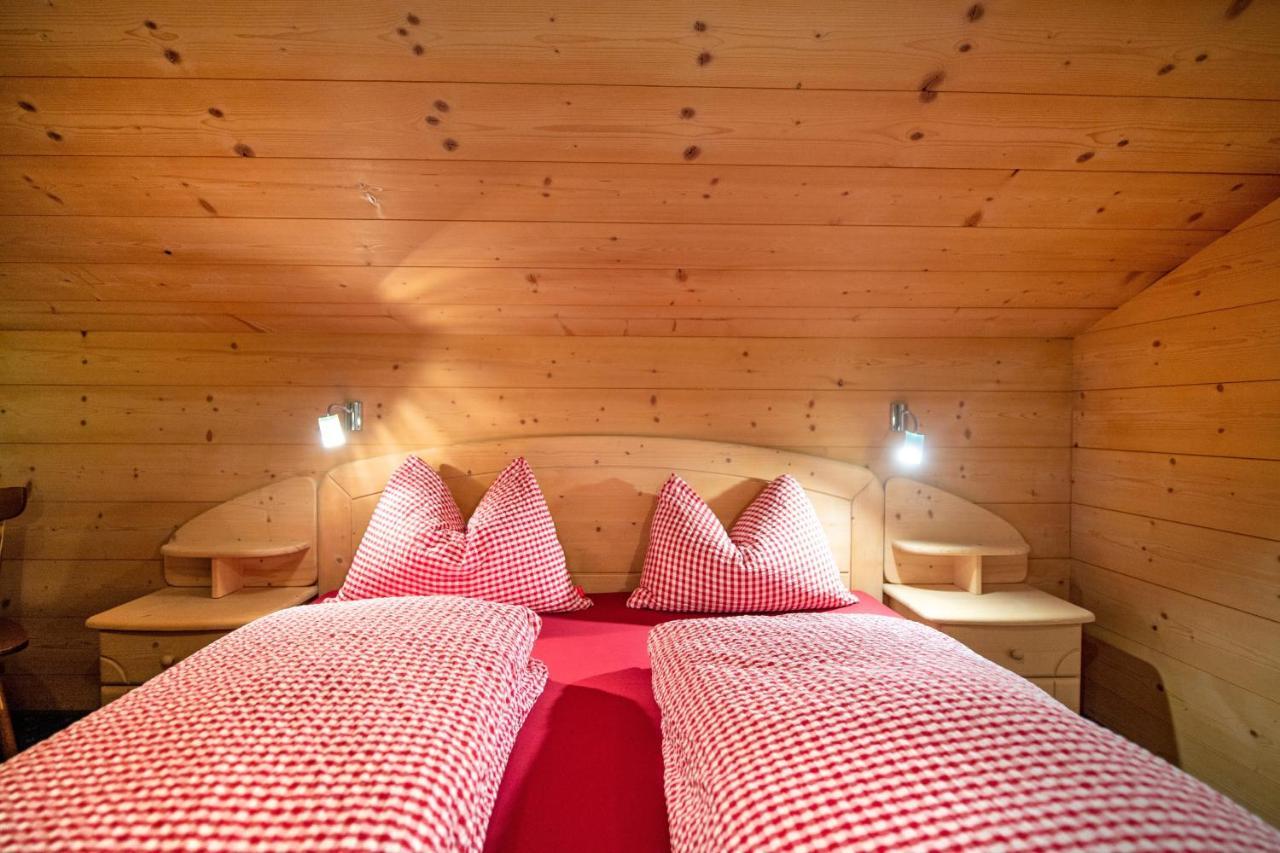 Agriturismo Apartments Tuene Urtijëi Dış mekan fotoğraf