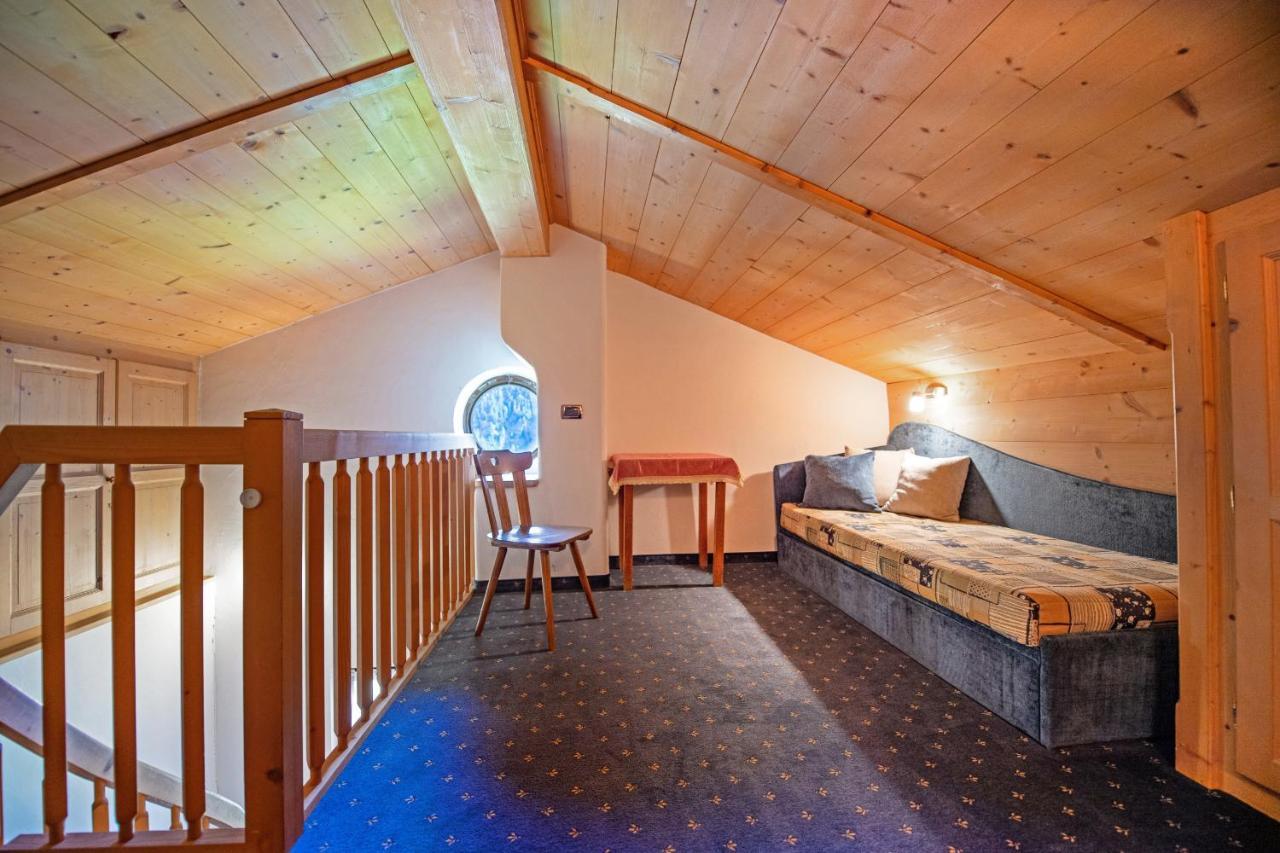Agriturismo Apartments Tuene Urtijëi Dış mekan fotoğraf