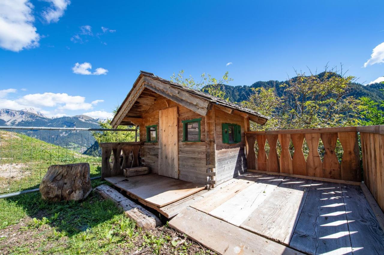 Agriturismo Apartments Tuene Urtijëi Dış mekan fotoğraf