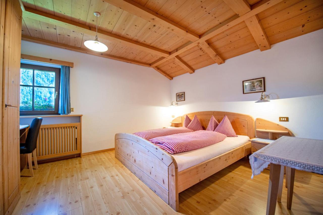 Agriturismo Apartments Tuene Urtijëi Dış mekan fotoğraf