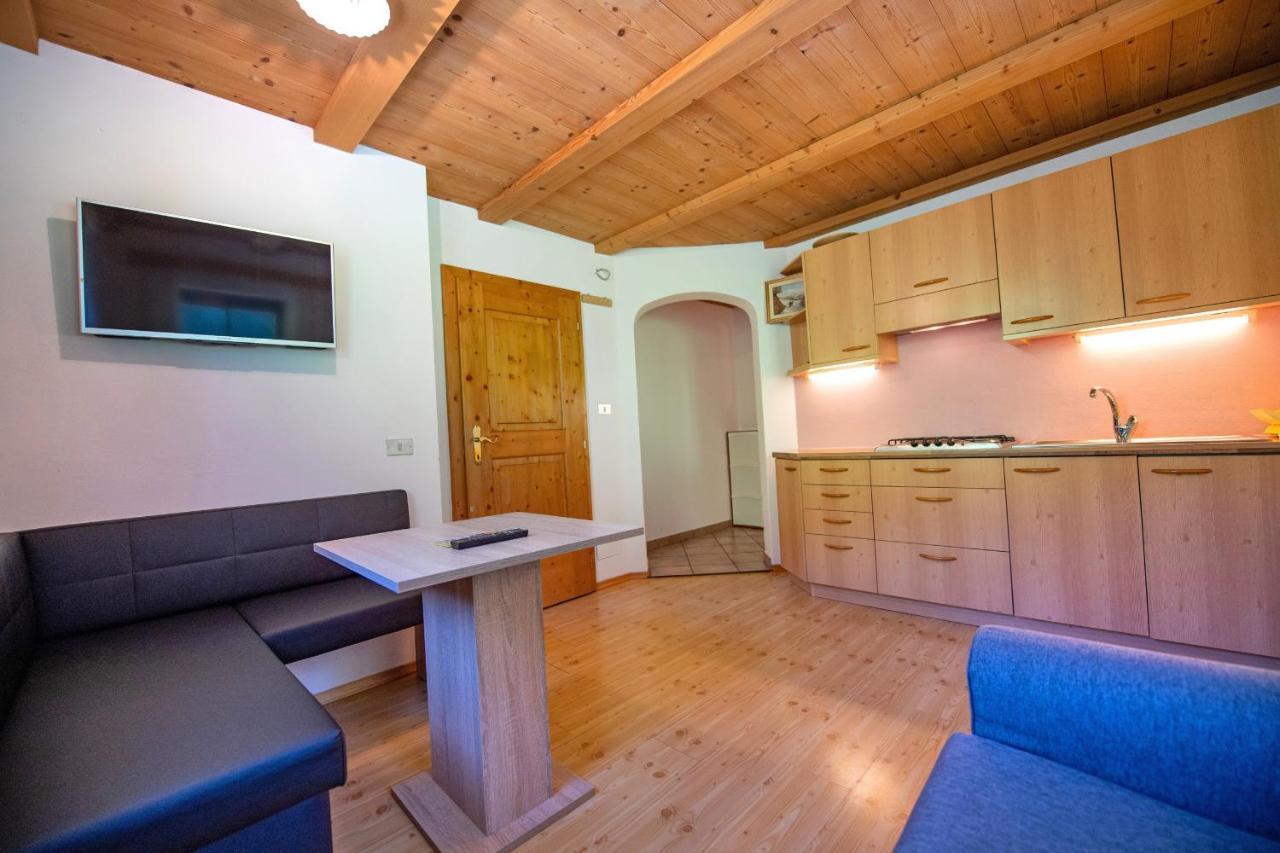 Agriturismo Apartments Tuene Urtijëi Dış mekan fotoğraf