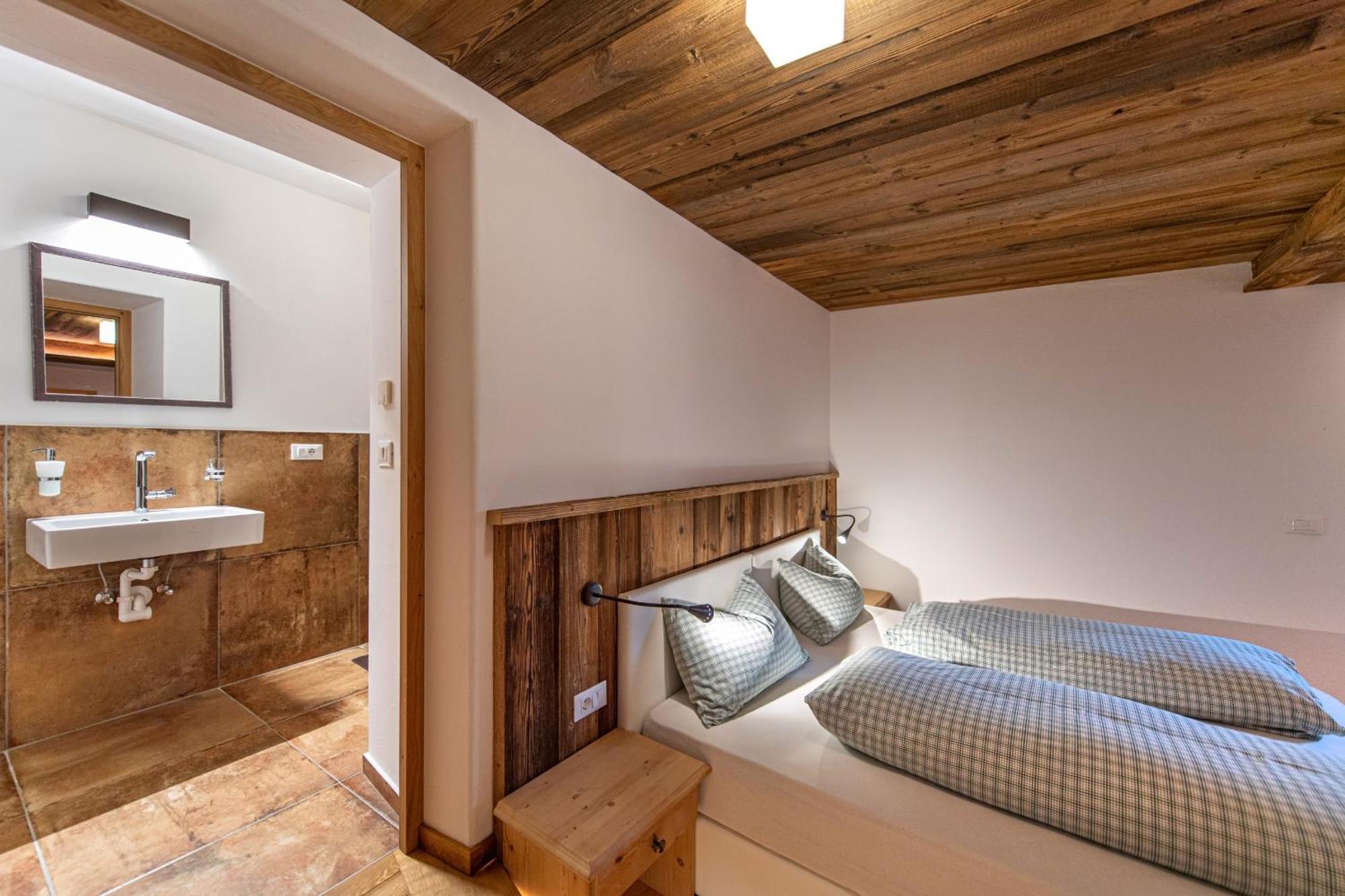 Agriturismo Apartments Tuene Urtijëi Dış mekan fotoğraf