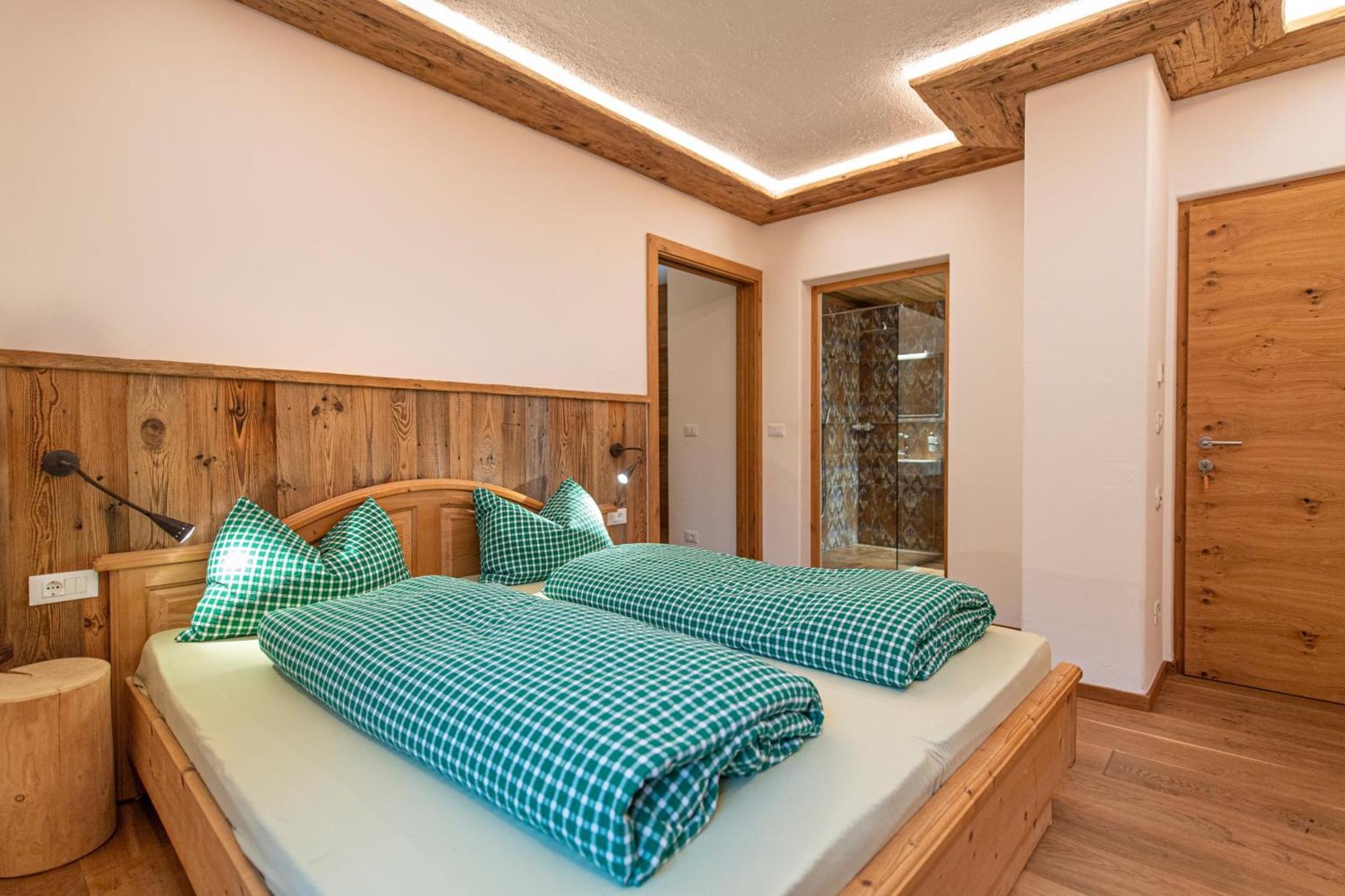 Agriturismo Apartments Tuene Urtijëi Dış mekan fotoğraf