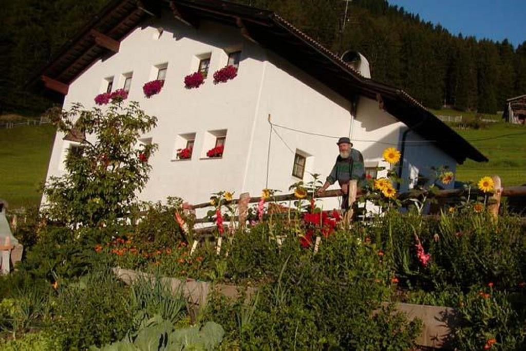 Agriturismo Apartments Tuene Urtijëi Dış mekan fotoğraf